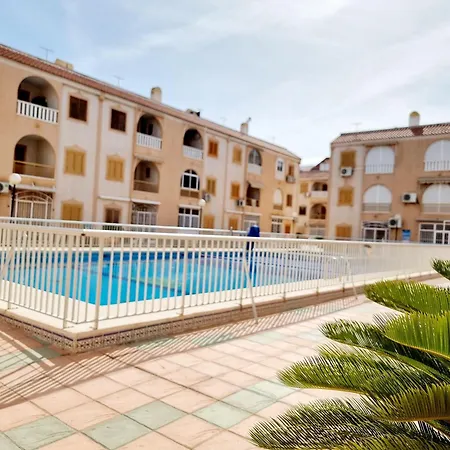 Lejlighed Comfortable Near Los Naufragos Beach