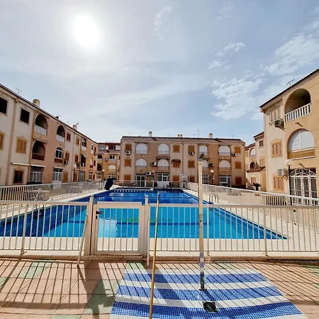 Comfortable Near Los Naufragos Beach Torrevieja
